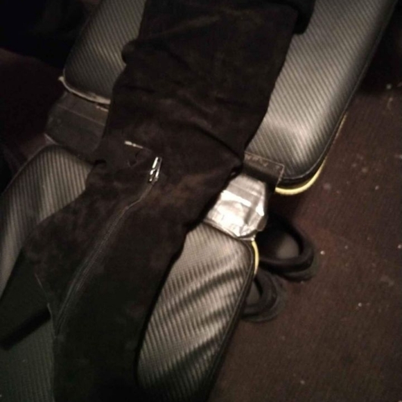 Inc internatiol incorporated made for Macy's real leather knee high slouchy boot - Picture 2 of 4